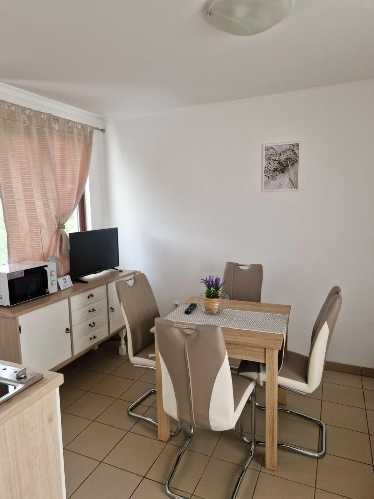 Apartman Seka Kraljevica Exterior foto